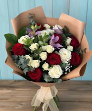 Букет цветов из:  Розы и Альстромерии в Советске Тульской области