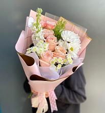 Букет цветов из:  Хризантемы и Розы в Советске Тульской области