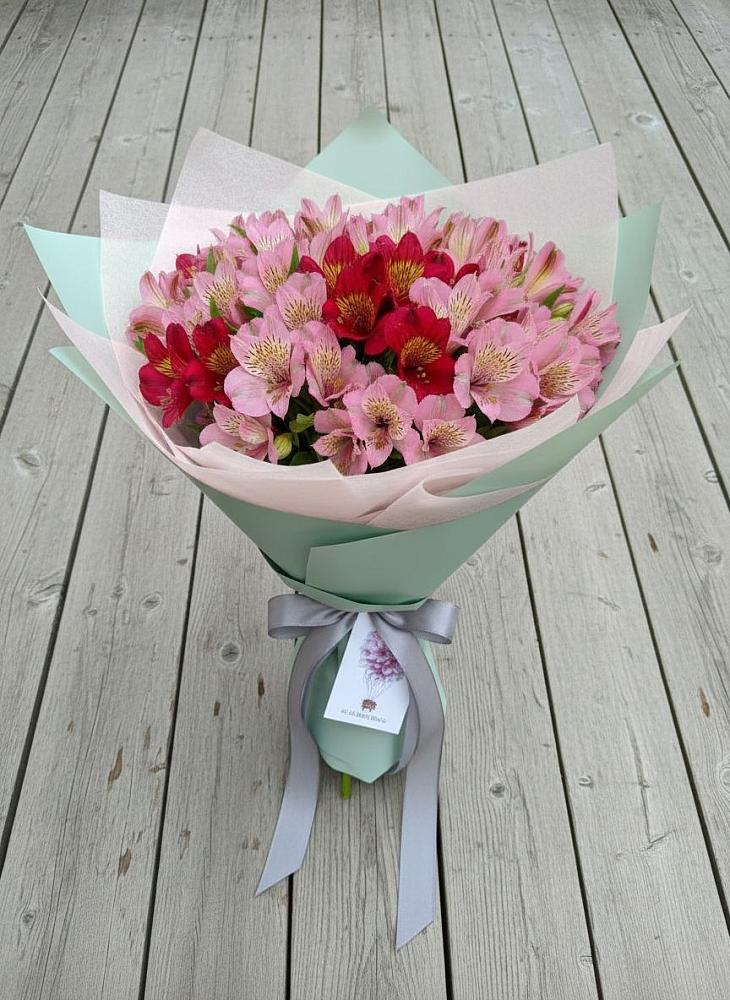 Букет цветов из: Альстромерии в Советске Тульской области