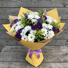 Букет цветов из:  Ирисы, Хризантемы и Ромашки в Советске Тульской области