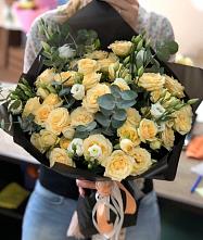 Букет цветов из:  Розы и Лизиантусы #REPLACE_PRED# Советске Тульской области